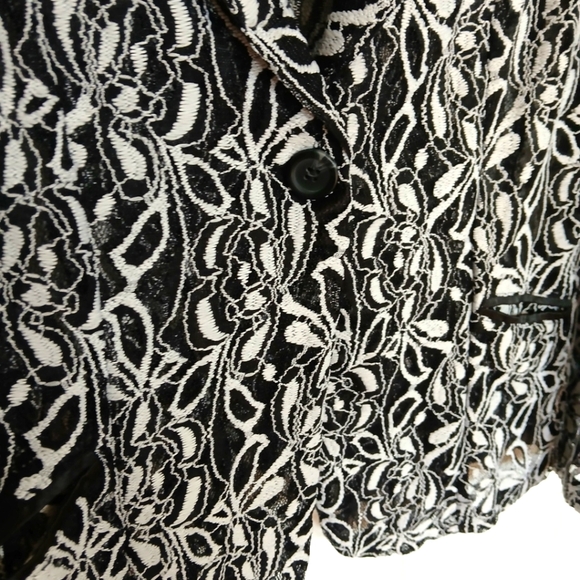 NWT Allegra K Black And White Floral  Lace Sheer Blazer Sexy Date Night Party - Picture 9 of 9